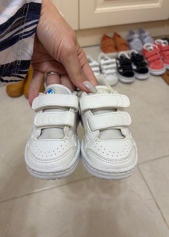 Beyaz Bebek Spor Ayakkabı - Görsel 2