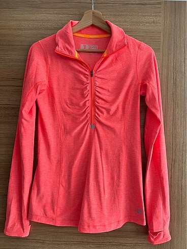 Newbalance spor üst