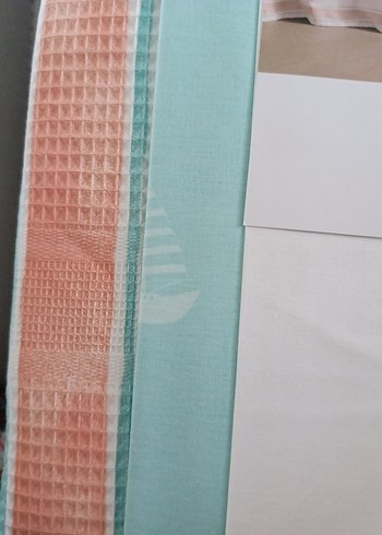 Beden Desenli Pastel Renk Nevresim Takımı