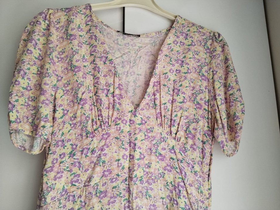 V Yaka Midi Çiçekli Elbise - Görsel 2