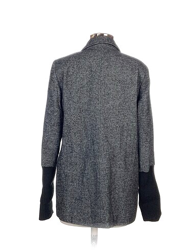 38 Beden Dilvin Blazer %70 İndirimli.