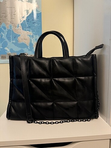 Stradivarius siyah çanta