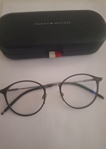 Tommy Hilfiger gözlük - Görsel 3
