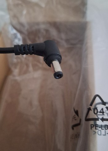 GoMax Siyah Şarj Adaptörü - Görsel 2