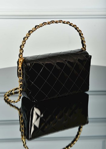 Beden CHANEL - Patent Quilted Top-Handle Clutch Bag Kadın Çanta