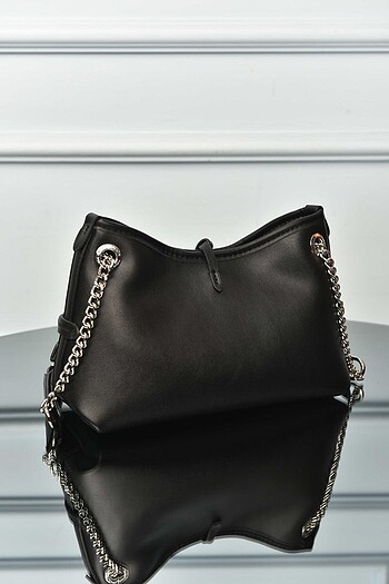  Beden siyah Renk LOUIS VUITTON - CarryAll BB