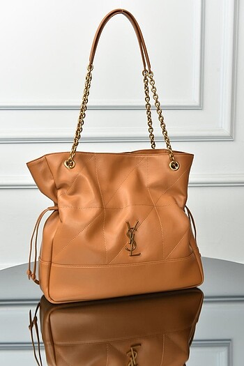 Beden YVES SAINT LAURENT - Jamie Shopping Bag in Lambskin