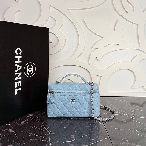  Beden Chanel Top Handle Vanity Bag with Chain