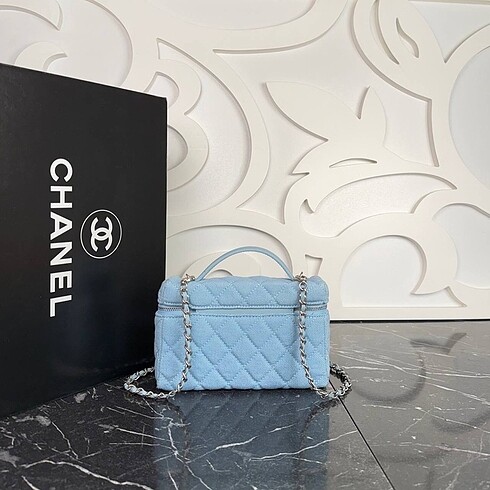  Beden siyah Renk Chanel Top Handle Vanity Bag with Chain