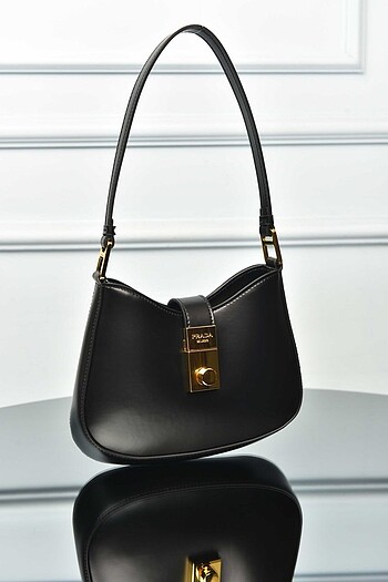 PRADA - Cleo Bag