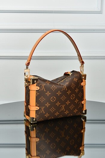 Beden LOUIS VUITTON - Side Trunk MM