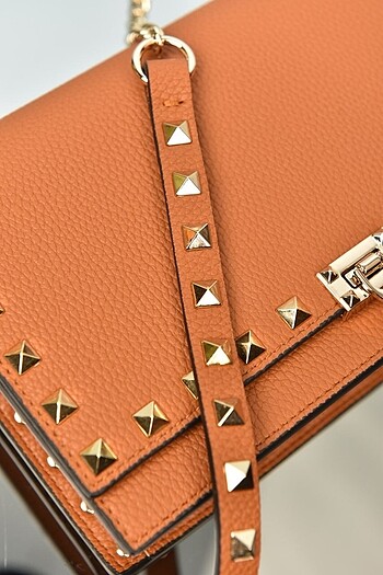 Beden VALENTINO - Rockstud Small Crossbody Bag
