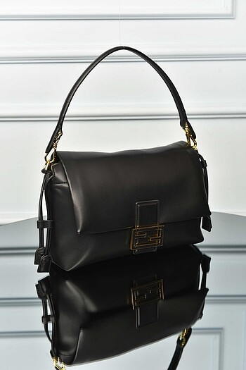 FENDI - Mamma Baguette Medium