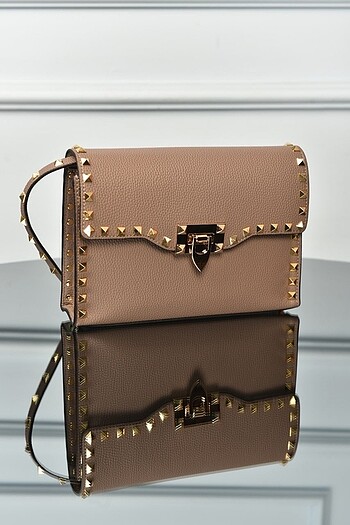 Beden VALENTINO - Rockstud Grainy Calfskin Crossbody Bag