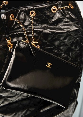 Chanel 25 Medium Handbag Zincir Detaylı Siyah Deri Kadın Çanta - Görsel 11