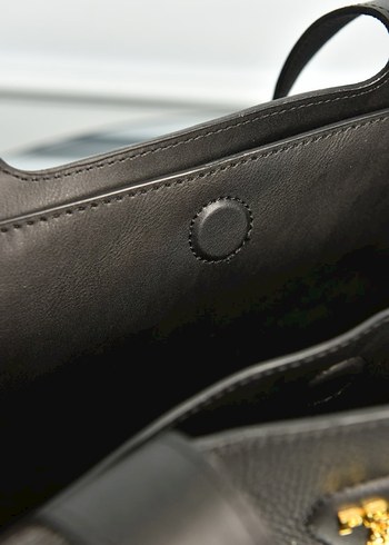 PRADA - Medium Leather Tote Bag  Siyah Deri Kadın Çanta - Görsel 12