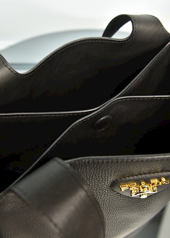PRADA - Medium Leather Tote Bag  Siyah Deri Kadın Çanta - Görsel 13