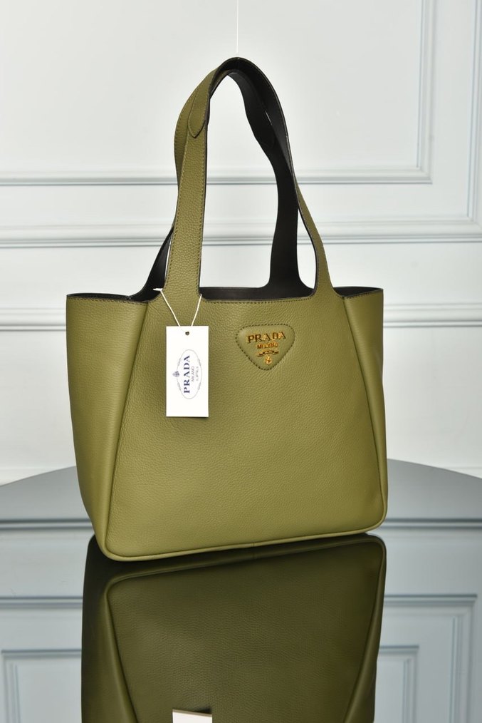 PRADA - Medium Leather Tote Bag  Siyah Deri Kadın Çanta - Görsel 5