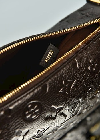 LOUIS VUITTON - Side Trunk MM Klasik Siyah Deri Kadın Çanta - Görsel 11