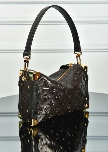 LOUIS VUITTON - Side Trunk MM Klasik Siyah Deri Kadın Çanta - Görsel 3