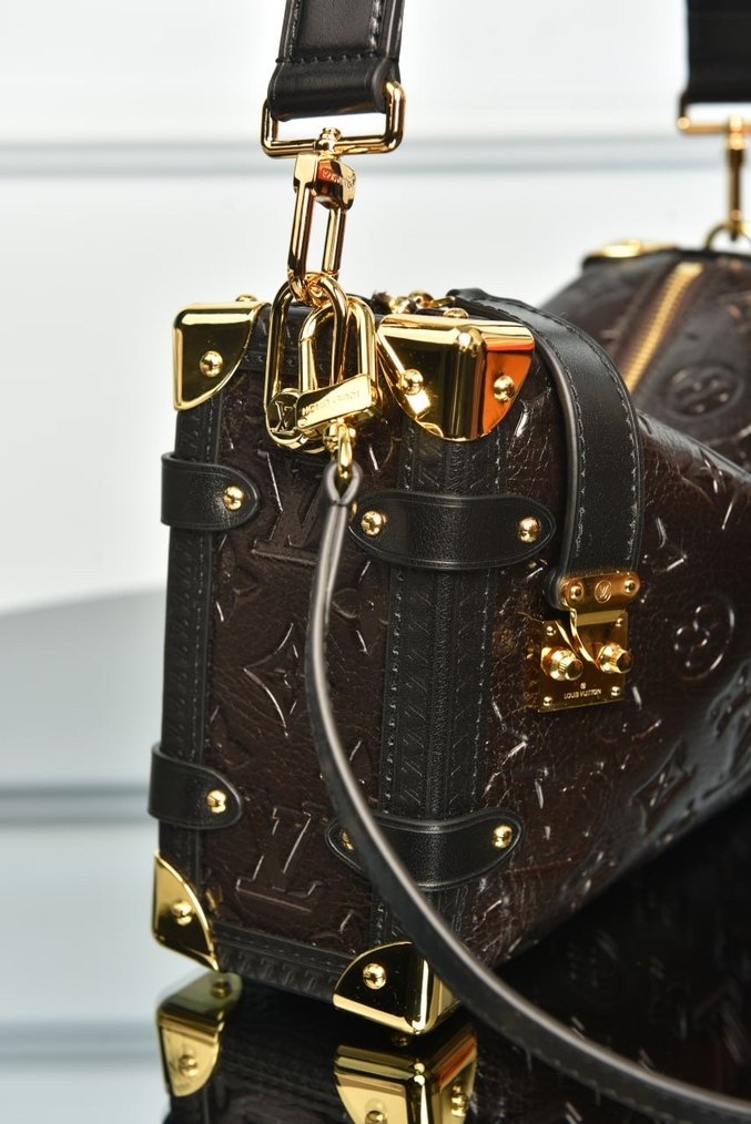 LOUIS VUITTON - Side Trunk MM Klasik Siyah Deri Kadın Çanta - Görsel 4