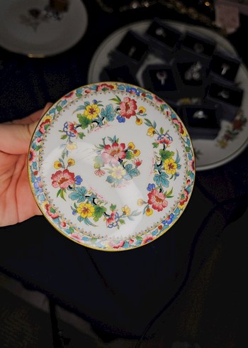 Çiçek Desenli Pastel Pudra Kutusu Bonbonier - Görsel 3