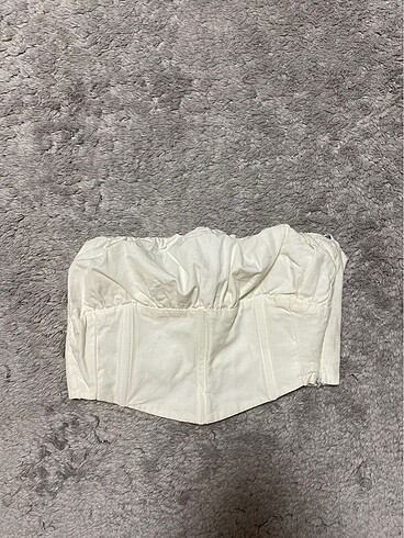 Bershka Beyaz Crop