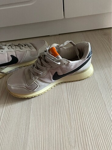 Nike Ayakkabı