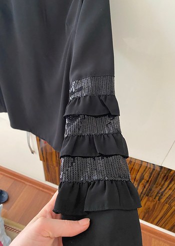 Uzun Kollu Siyah Kadın Bluz - Görsel 2