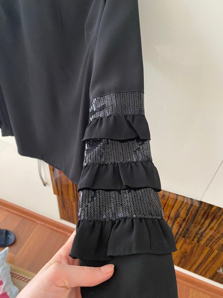 Uzun Kollu Siyah Kadın Bluz - Görsel 2