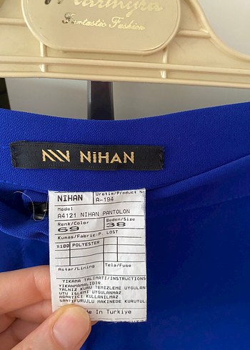 38 Beden mavi Renk Mavi Saten Görünümlü Kemerli Midi Kadın Pantolon
