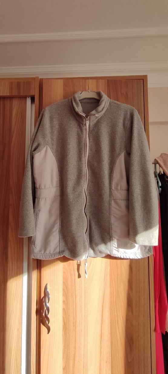 Gri Fermuarlı Kadın Polar Ceket - Görsel 2