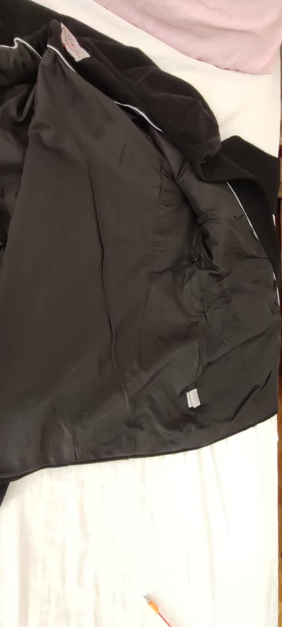 Düğmeli Siyah Midi Kaban - Görsel 5