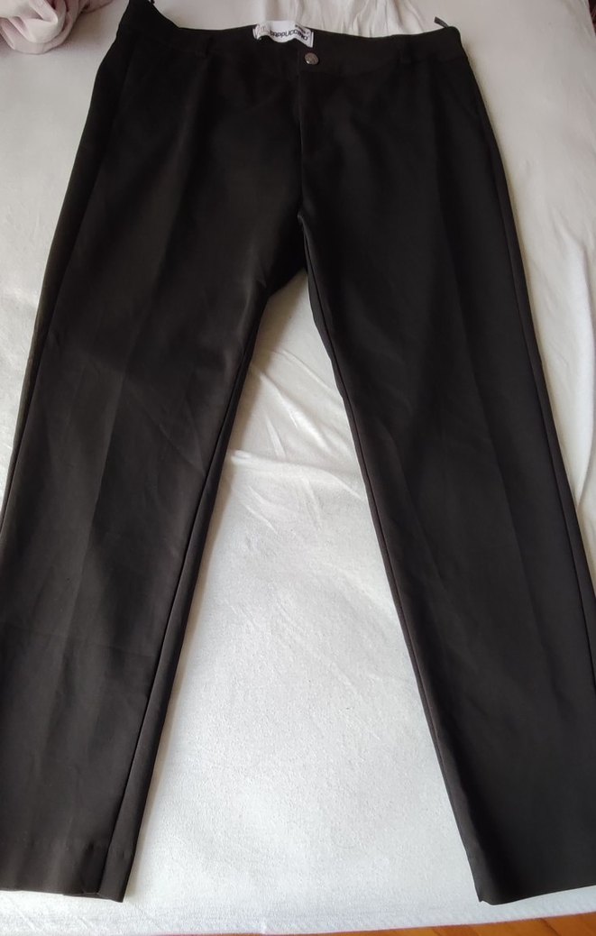 Kadın Siyah Midi Kumaş Pantolon - Görsel 2