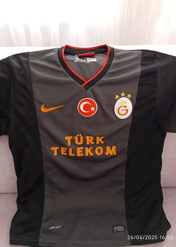 ORJİNAL GALATASARAY FORMASI- 2011/12 SEZON / XL
