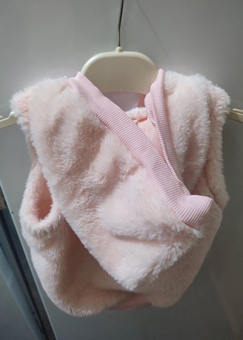 Kız Çocuk Pembe Kürklü Nakışlı Yelek - Görsel 2