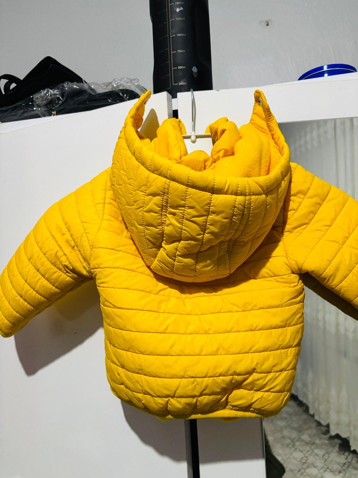 Sarı Kapüşonlu Fermuarlı Erkek Çocuk Mont - Görsel 2