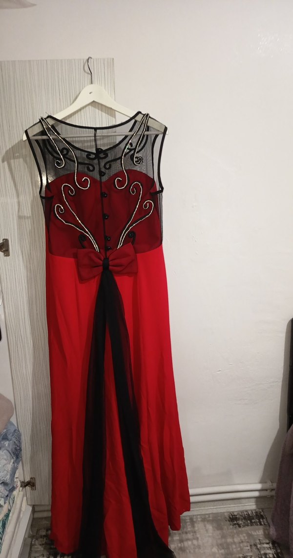 Taş Detaylı Kırmızı Uzun Abiye Elbise - Görsel 3