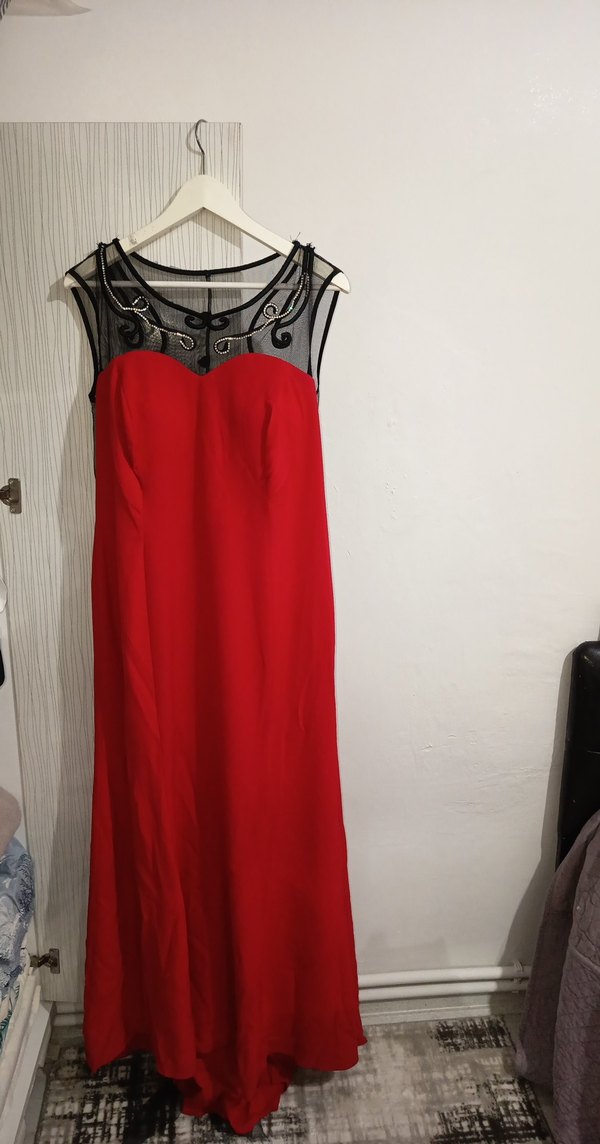 Taş Detaylı Kırmızı Uzun Abiye Elbise - Görsel 2