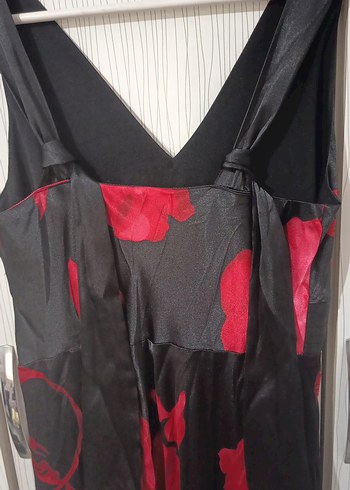 Vintage Kırmızı Siyah V Yaka Uzun Abiye Elbise - Görsel 4