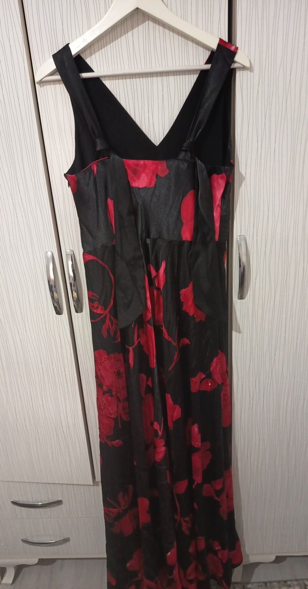 Vintage Kırmızı Siyah V Yaka Uzun Abiye Elbise - Görsel 3