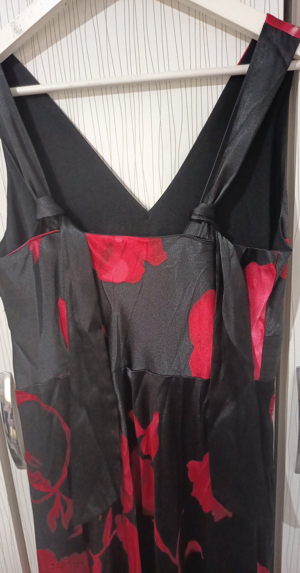 Vintage Kırmızı Siyah V Yaka Uzun Abiye Elbise - Görsel 4