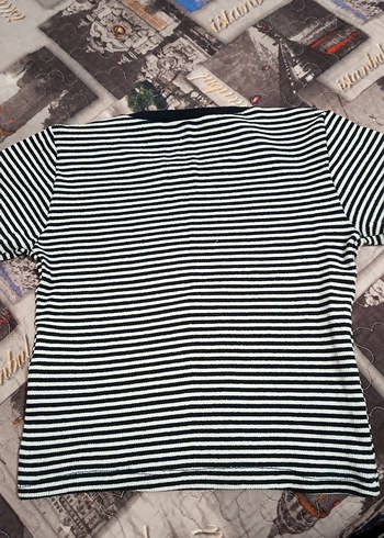 Siyah Beyaz Çizgili Kısa Kollu Kadın Crop - Görsel 3