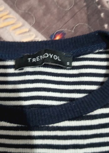 Siyah Beyaz Çizgili Kısa Kollu Kadın Crop - Görsel 2