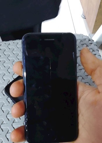 Siyah iPhone 8 temiz kullanışli telefon - Görsel 2