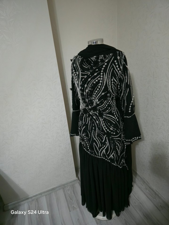 Nakışlı Siyah Uzun Kadın Elbise - Görsel 2