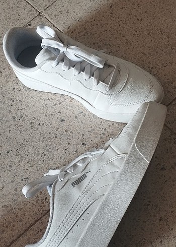 Puma Beyaz Kadın Spor Ayakkabı