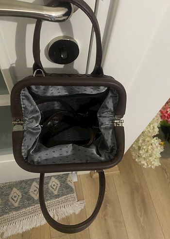 Klasik Kahverengi Deri Kadın Çanta - Görsel 3