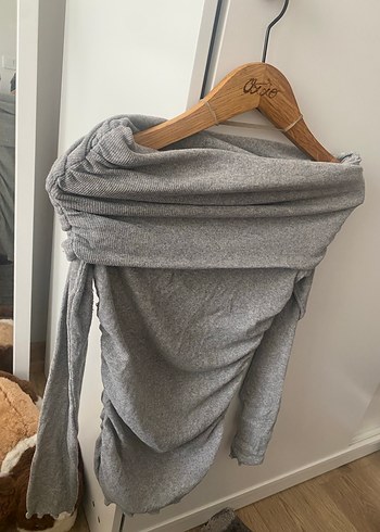 Gri triko Drapeli kazak - Görsel 2