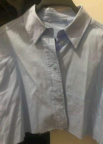 Mavi crop gömlek - Görsel 2